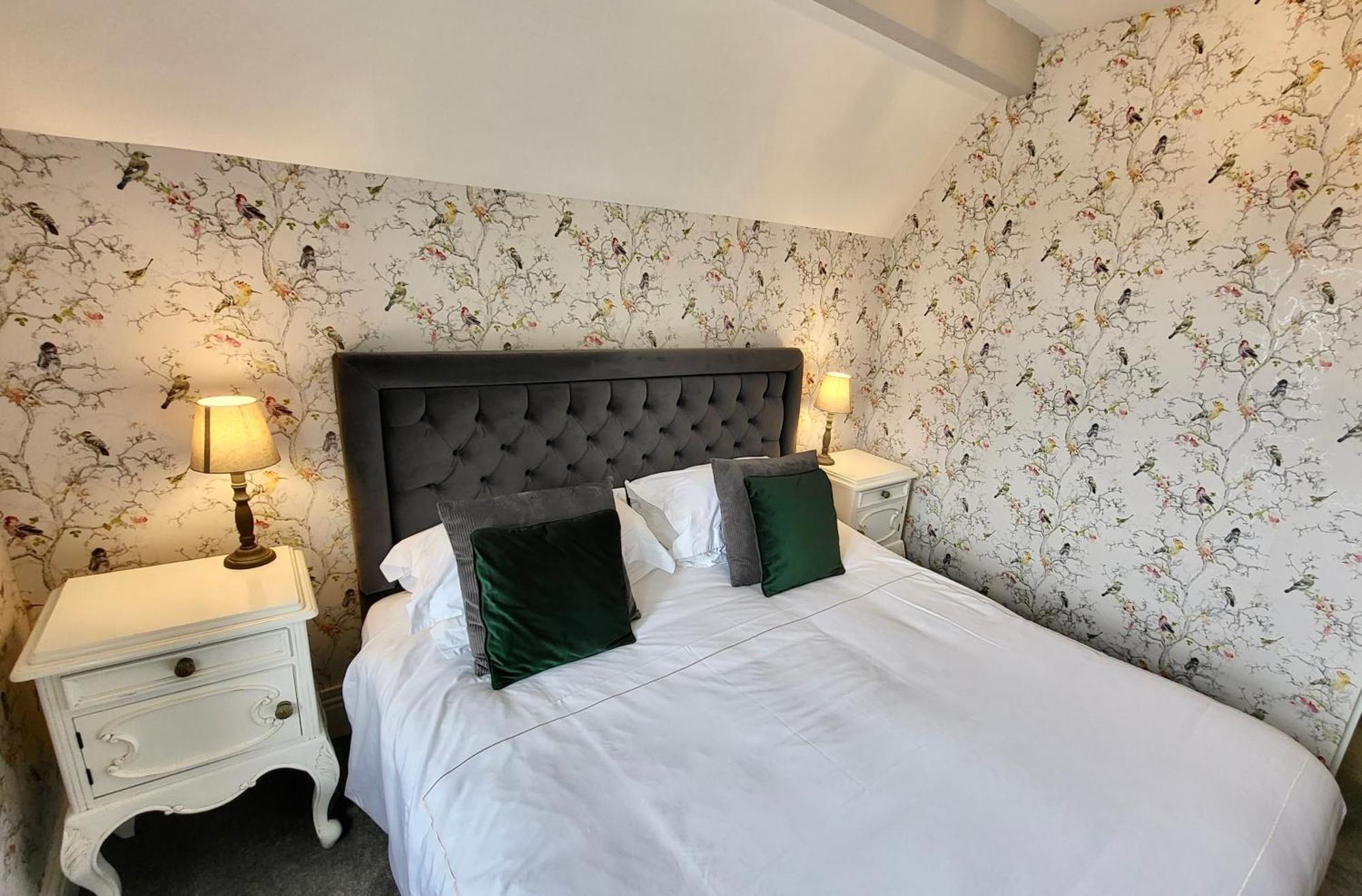 Hotel St George's