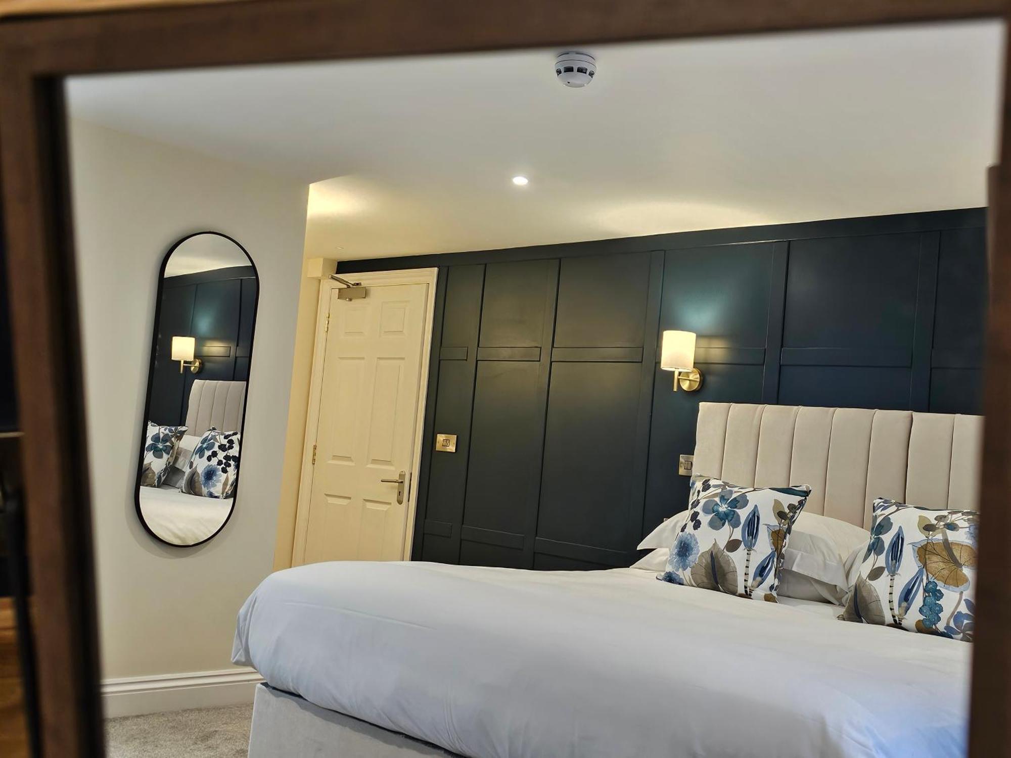 Hotel St George's 3*