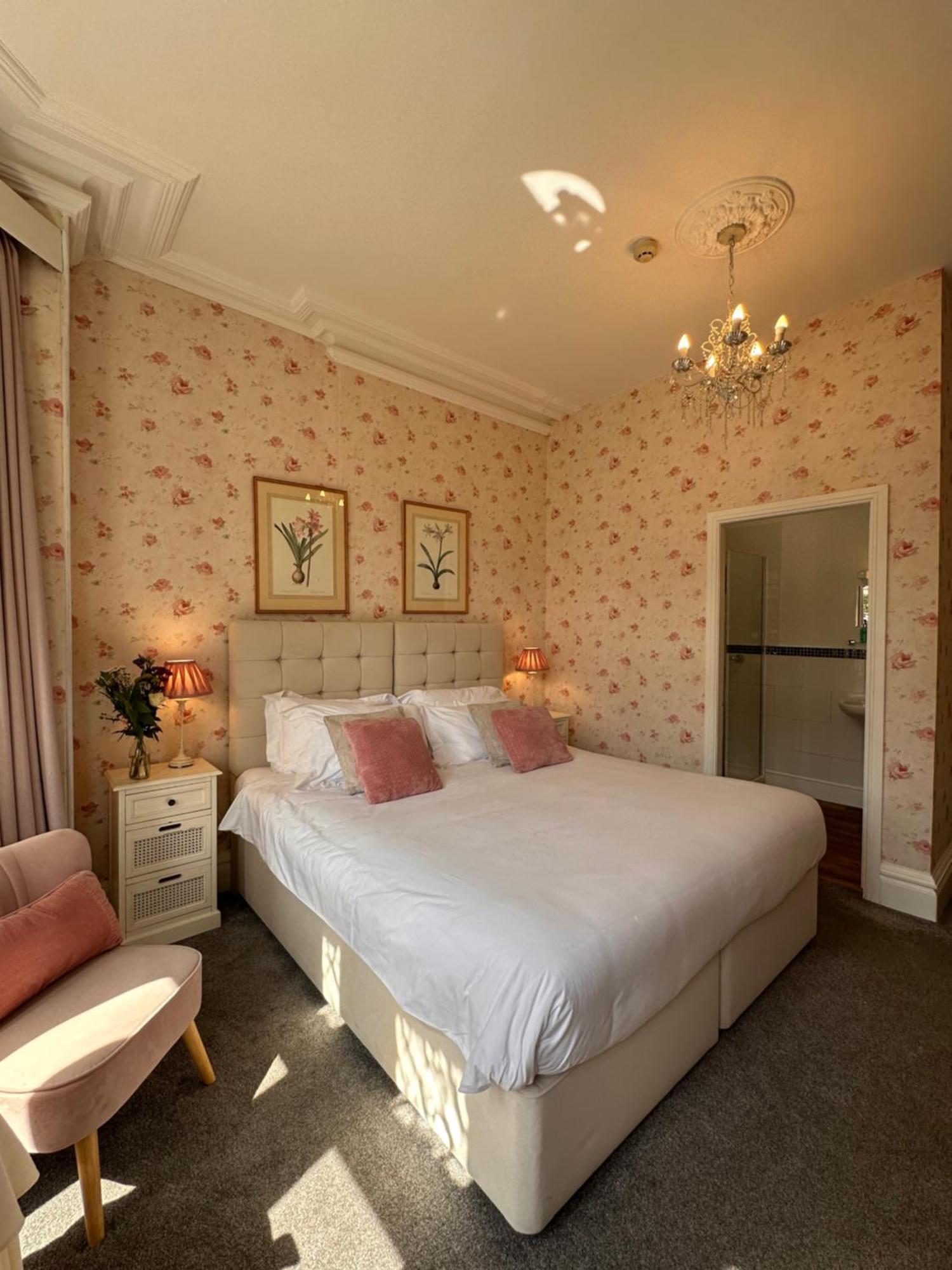 St George's Hotel 3*