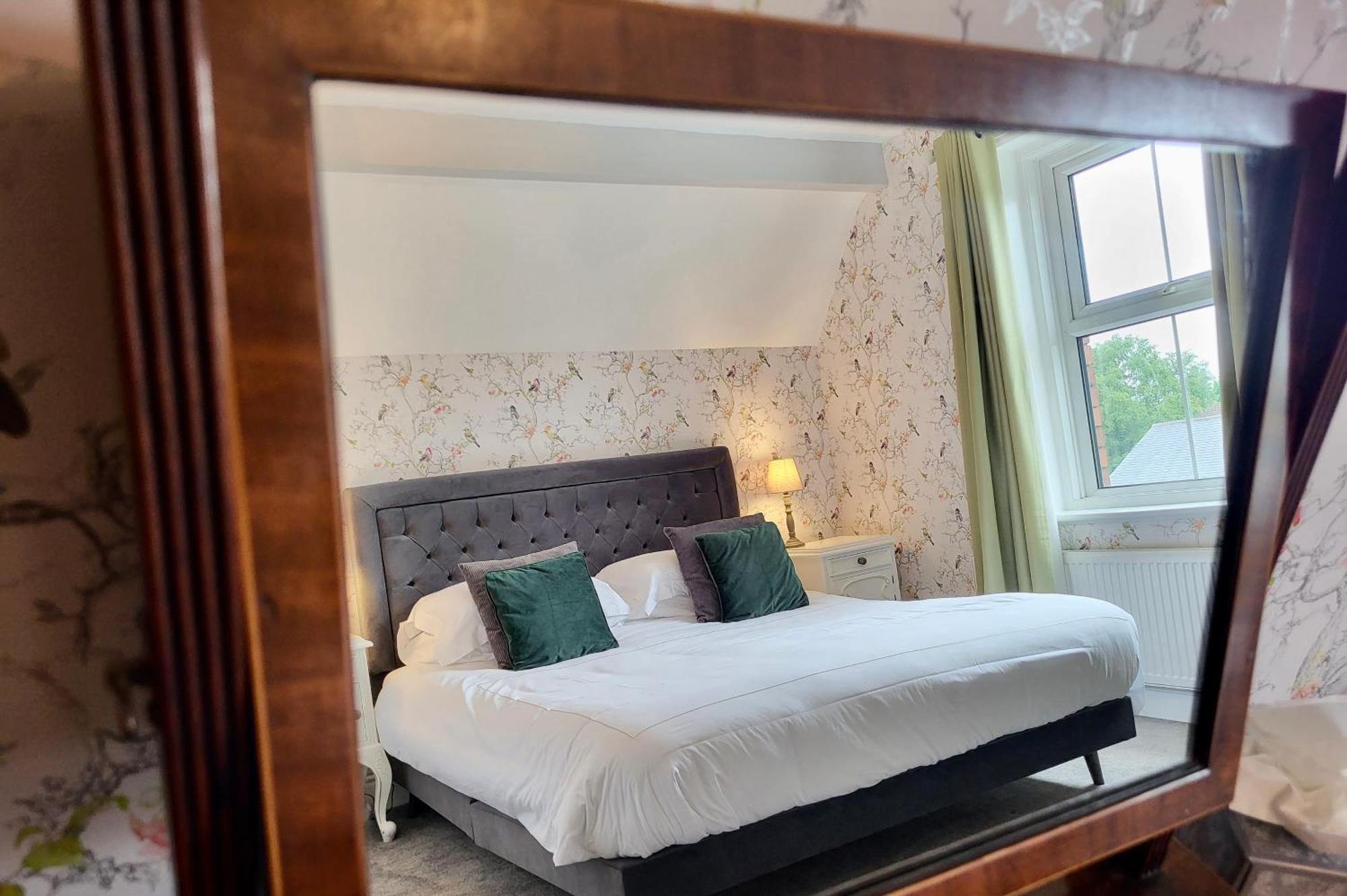 Hotel St George's 3*