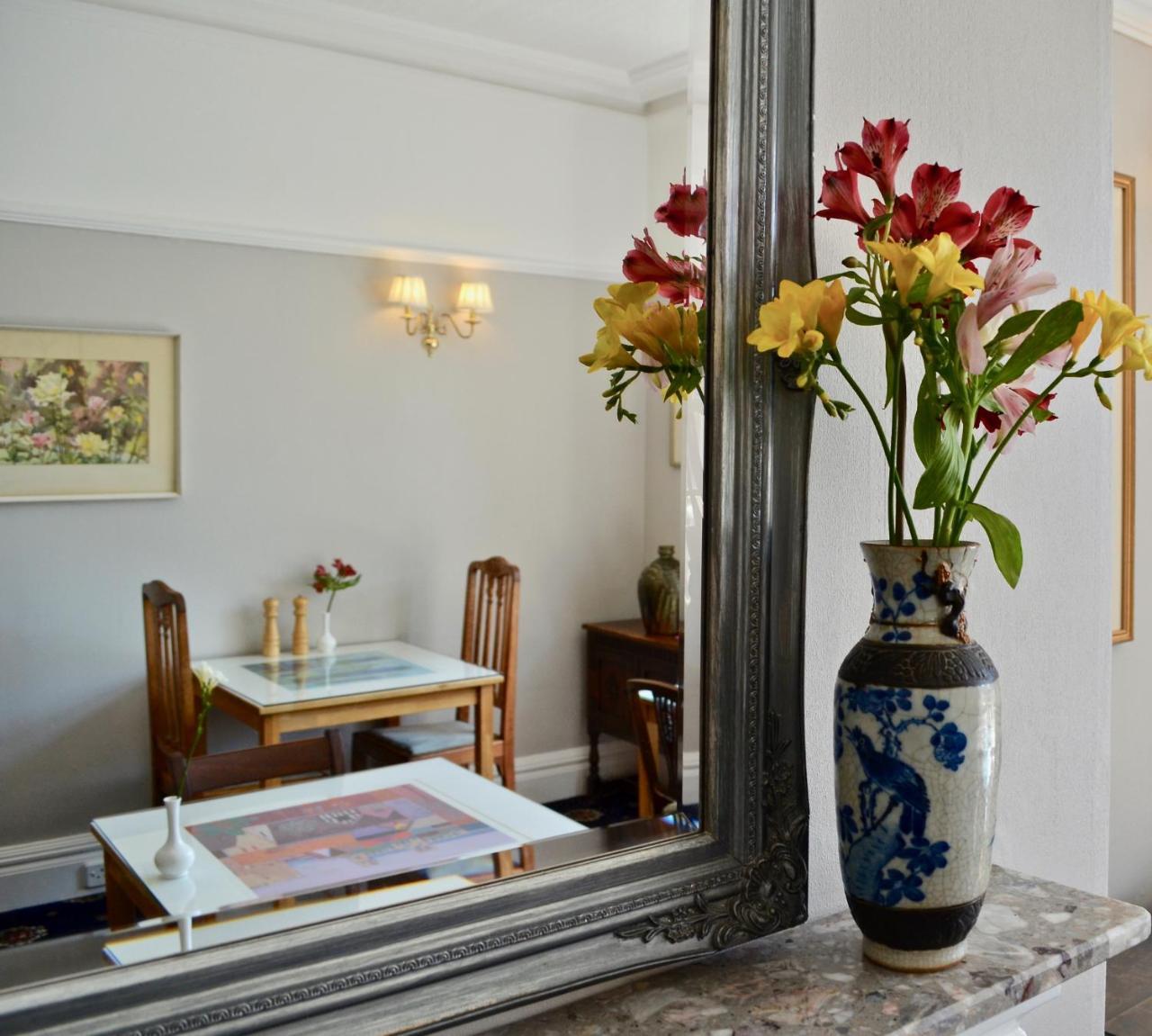 St George's Hotel 3*